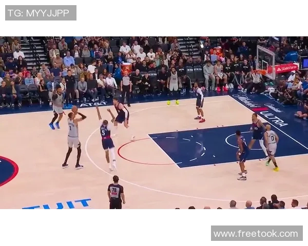 快船与马刺精彩对决视频回放全程回顾与精彩瞬间分析