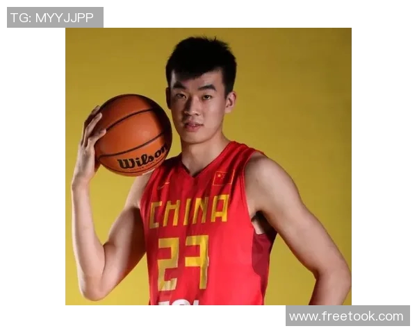 李慕豪:从篮球新星到职业生涯巅峰的励志故事与成长轨迹解析 李慕豪:从篮球新星到职业生涯巅峰的励志故事与成长轨迹解析